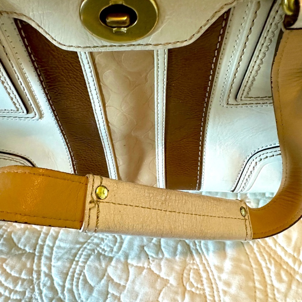 Coach leather handbag finish Y2K city bag purse